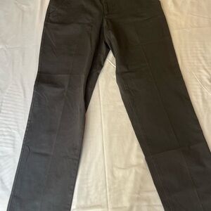 32x32 Dockers pants
